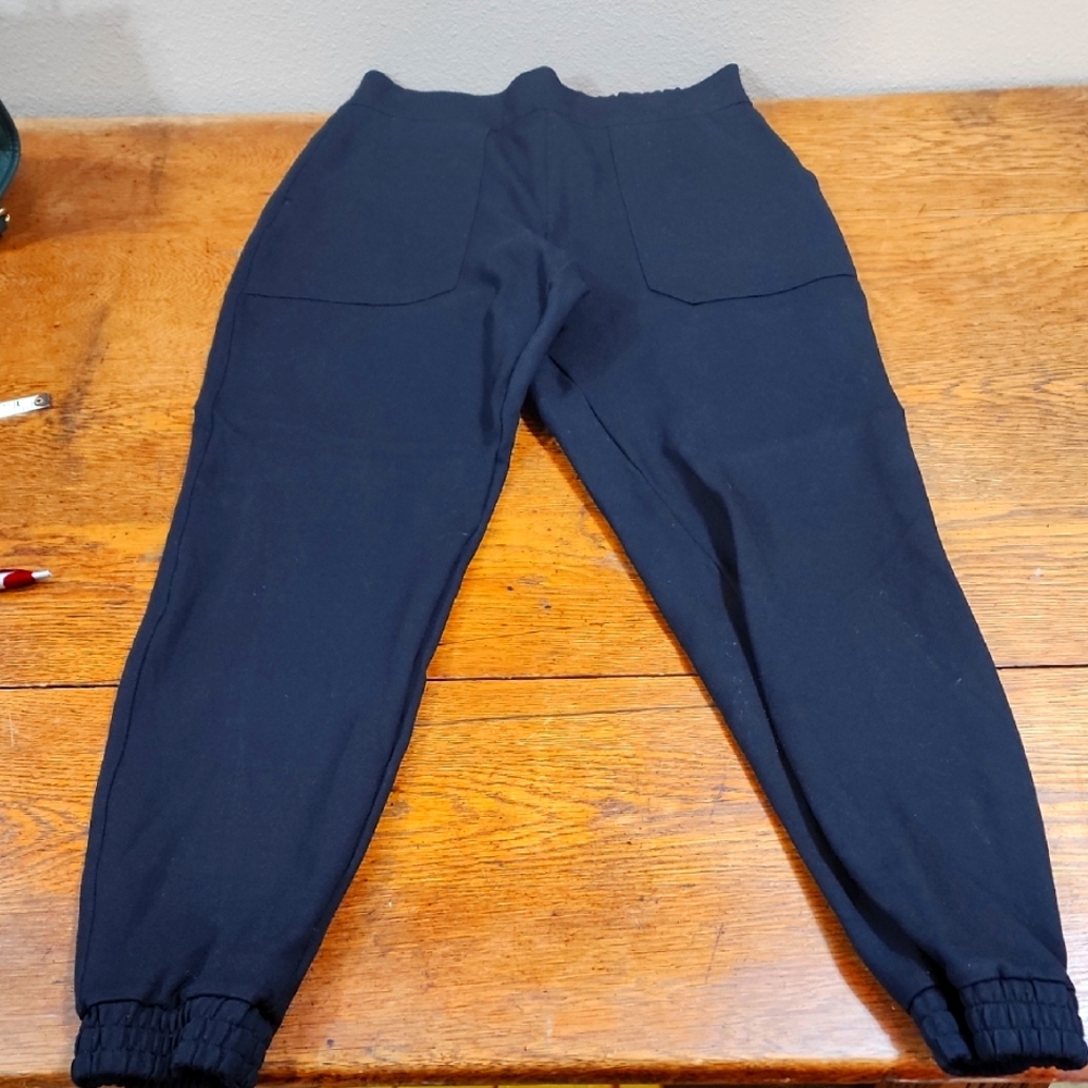 Spanx Black Pull On Joggers Front Pockets Size Medium